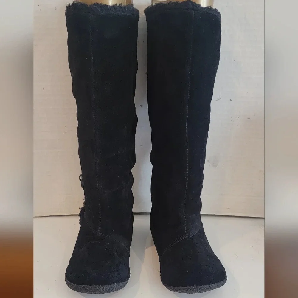 ROCKET DOG BLACK SUEDE LEATHER BOOTS (sz 6-1/2)